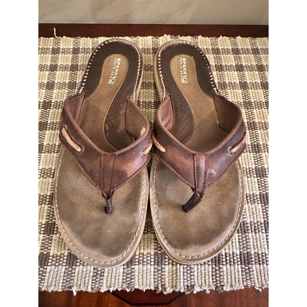 Sperry Womens Brown Leather Thong Sandals Size 9 M Classic Casual Style Comfort